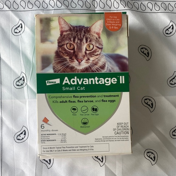Advantage II Flea Treatment for Small Cats (5-9 lb), 6-Month Supply - Picture 1 of 13